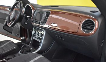 Volkswagen Maggiolino Cabrio 1.2 tsi Design 105cv pieno
