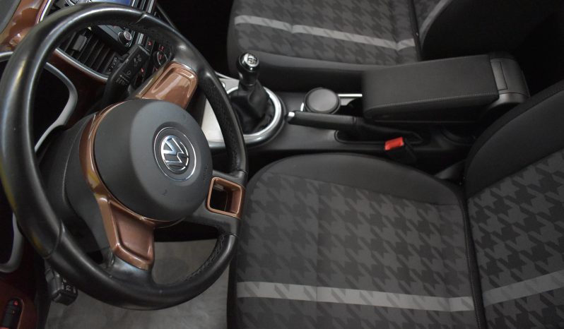 Volkswagen Maggiolino Cabrio 1.2 tsi Design 105cv pieno