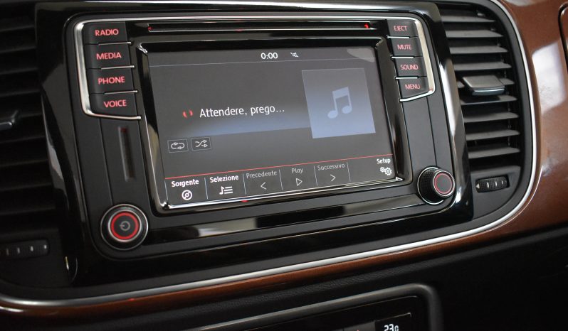 Volkswagen Maggiolino Cabrio 1.2 tsi Design 105cv pieno